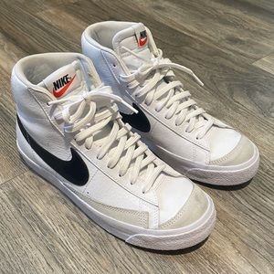 Nike vintage blazer mid 77’ big kids